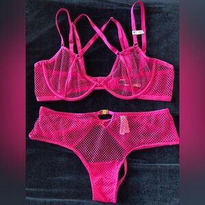 Victoria’s Secret XL VERY SEXY Pink Fishnet Low Cut Demi Spilt Cup Bra Panty Set